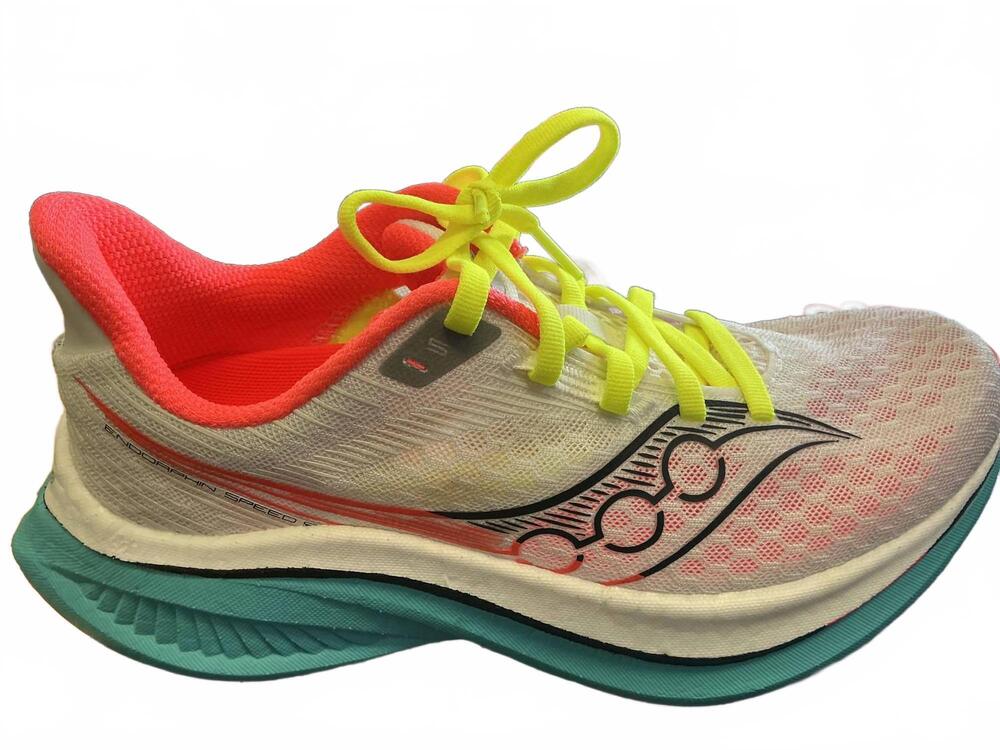 NEW SAUCONY women's endorphin speed 5 shoes in white/mutant